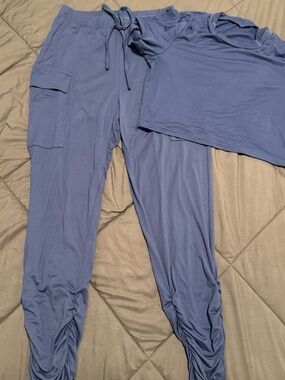 Lounge Set in Dusty Blue